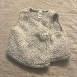 10/$20 Christmas sale! Carter's Soft White Fleece Vest